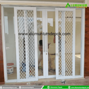 Pintu-aluminium-kaca